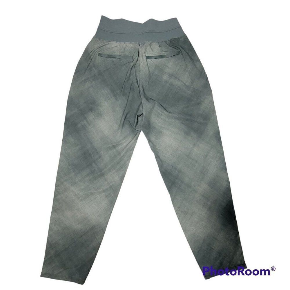 Athleta Crop Pants Womens Sz 2 Nolita Slim Tapered Athleisure Minimalistic Grey - Picture 8 of 16